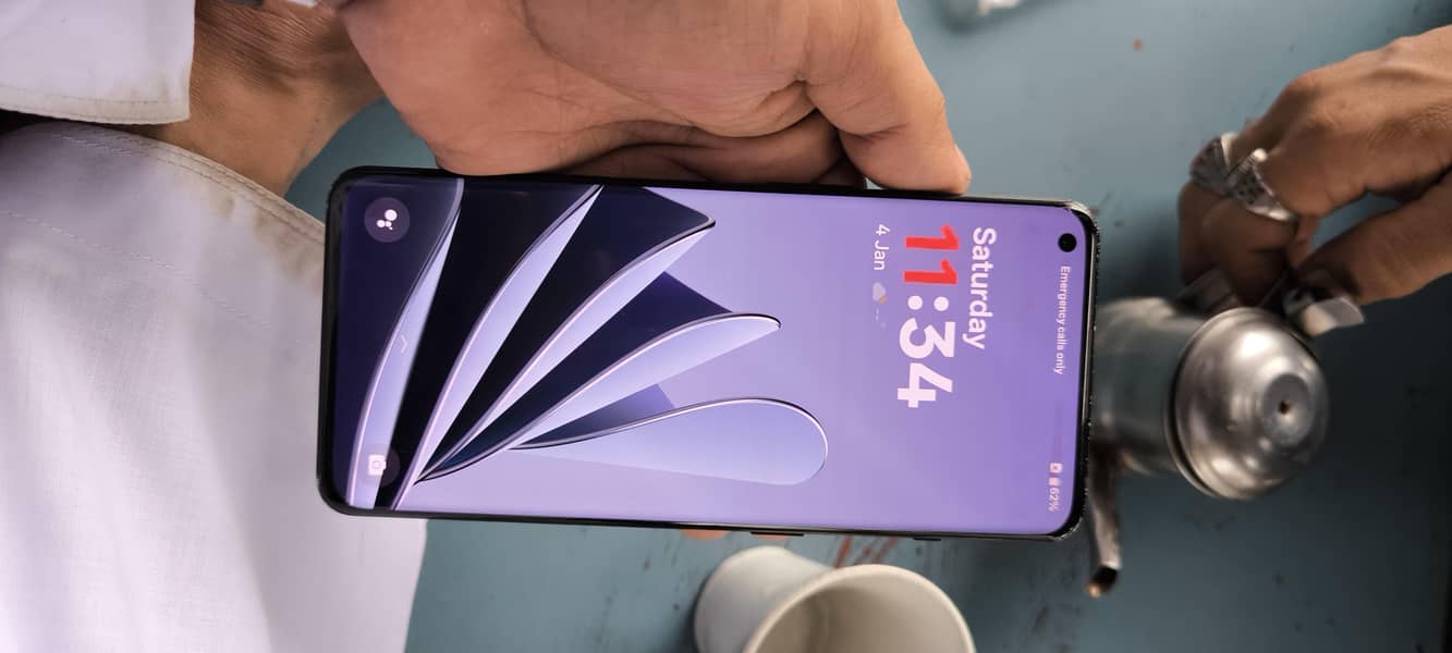 One Plus 10 Pro 1