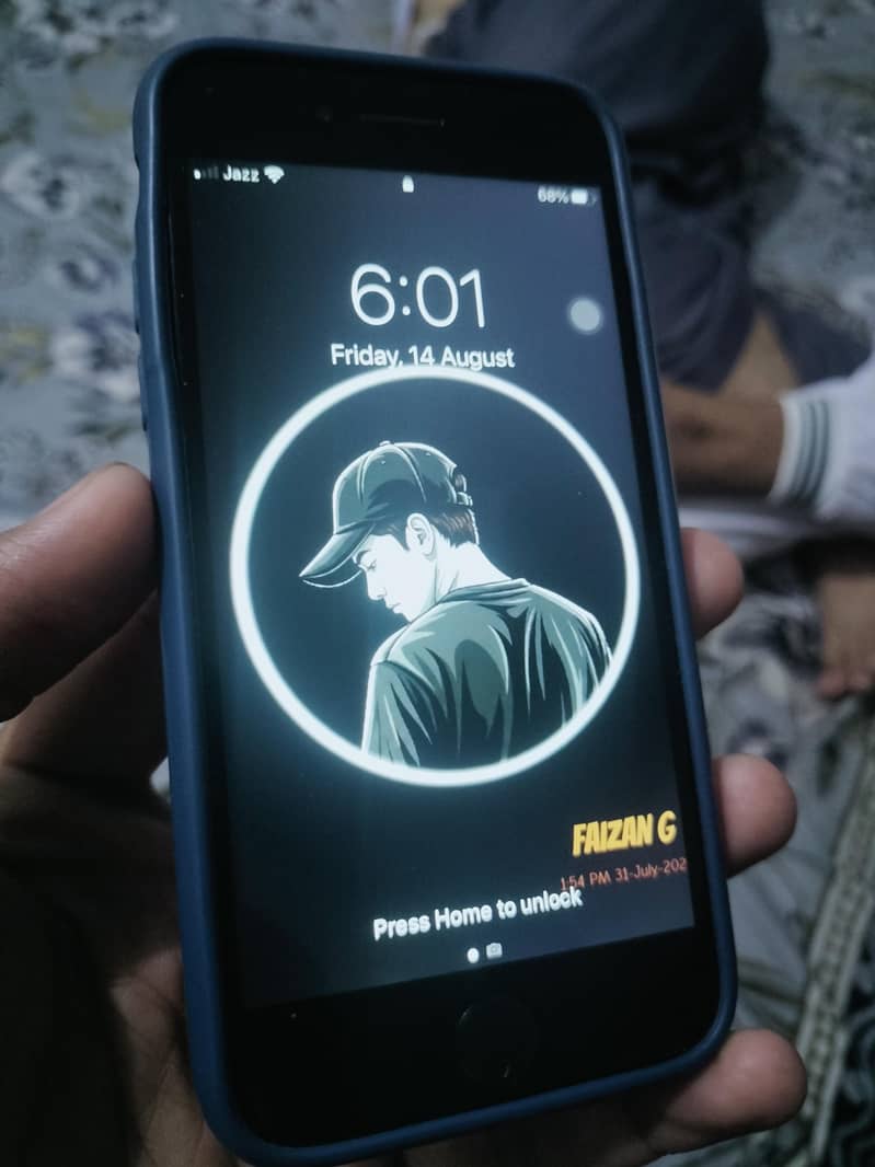 Apple iPhone 7 1