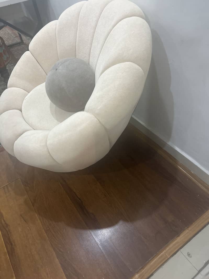 Bubble cuddle sofa 1 seater 3