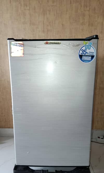 Mini dawlance fridge