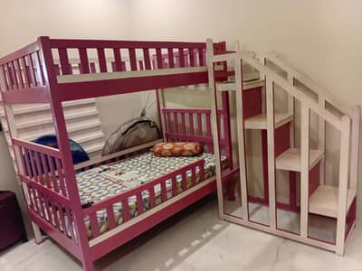 Bink and white bed for girls without mattress