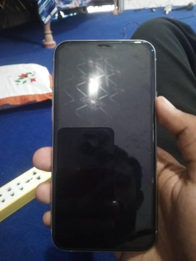 Apple iPhone 11 Pro 1
