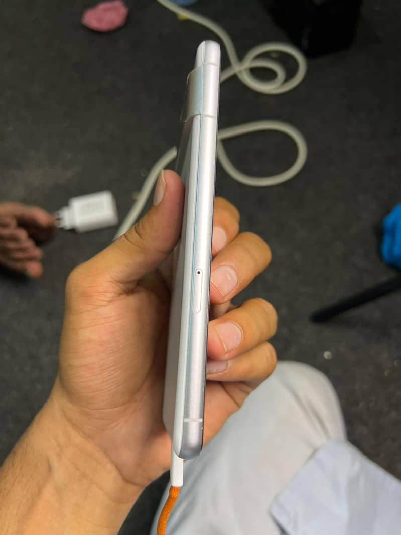 Google Pixel 7 5