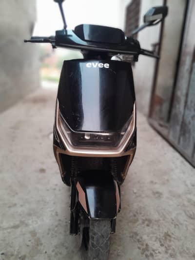 Evee Genz Neat and clean condition
