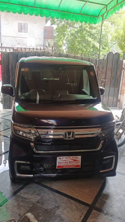 Honda N Box Custom 2022