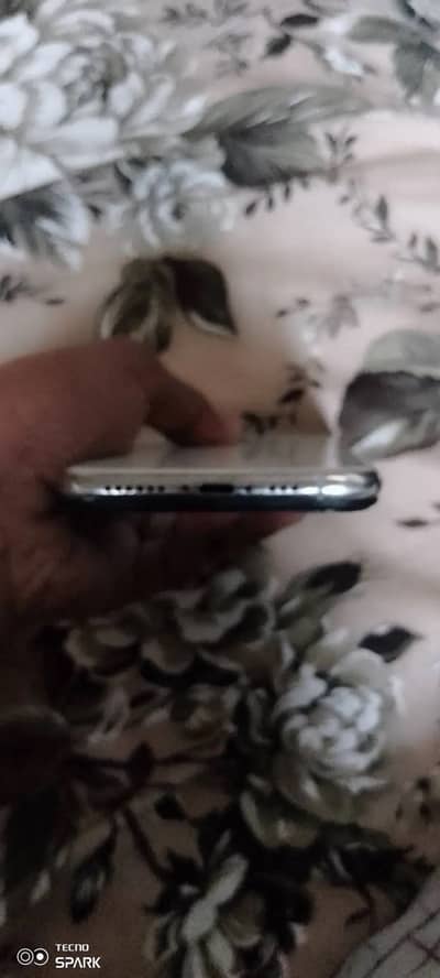 Apple iPhone XS