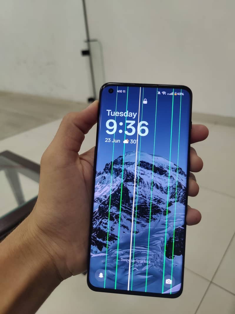 One Plus 10 Pro 4