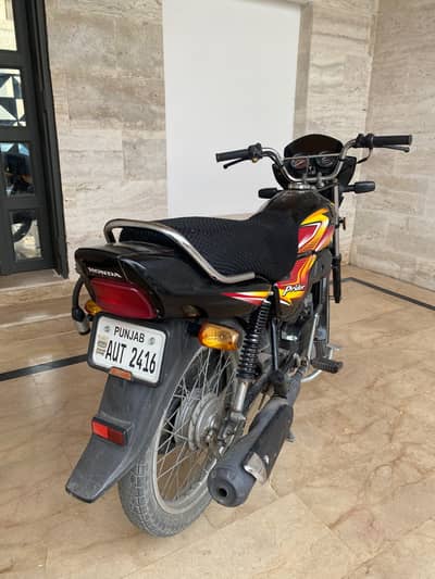 Honda Pridor 100 CC Black Color