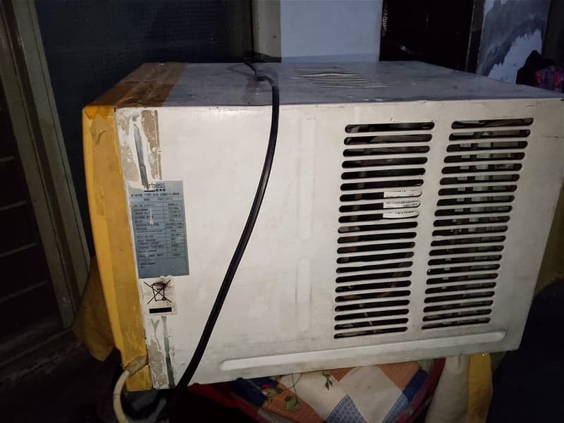 window ac 1