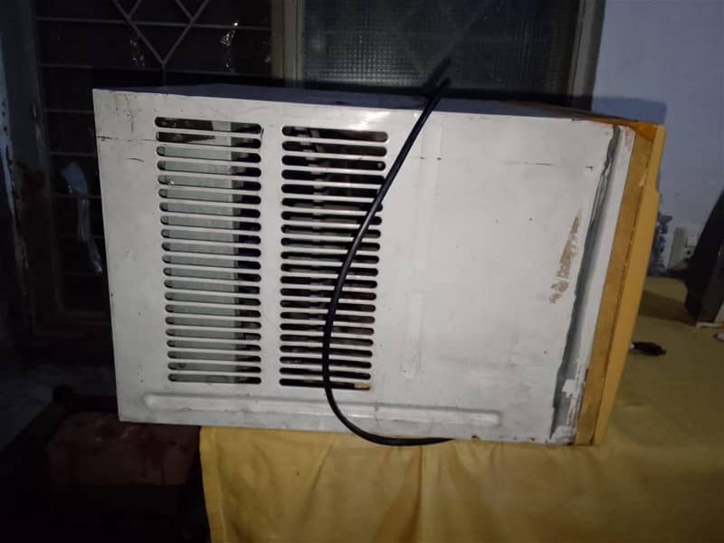 window ac 2