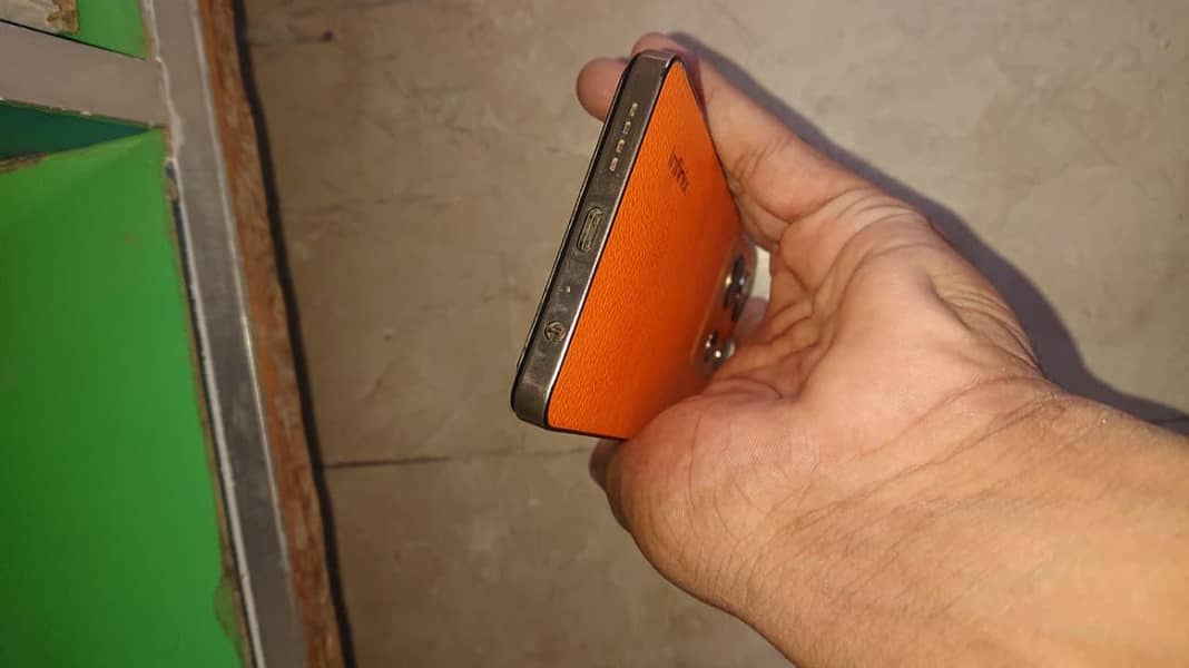 Infinix Note 30 6