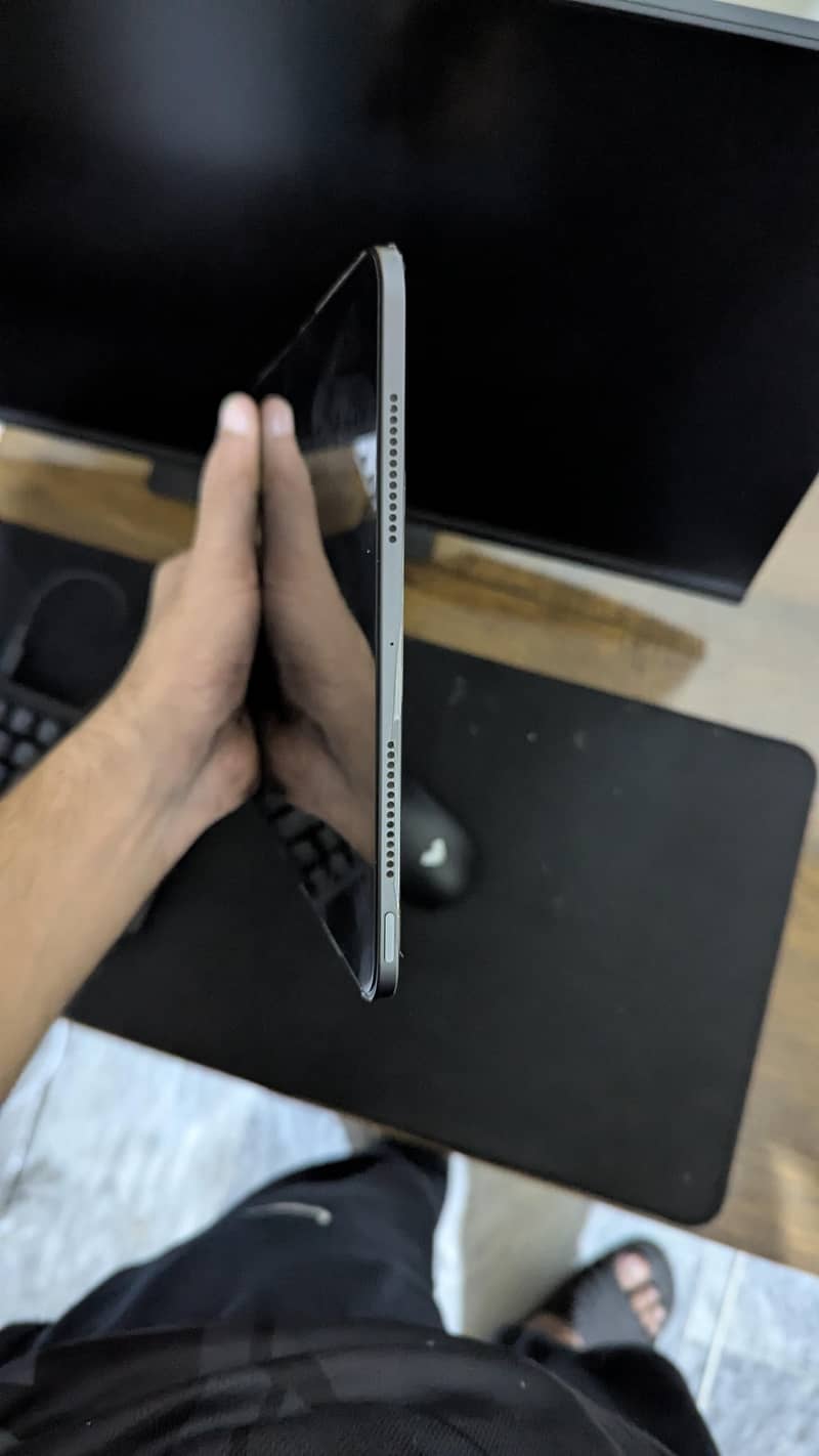 iPad M4 pro | 97% battery health 5