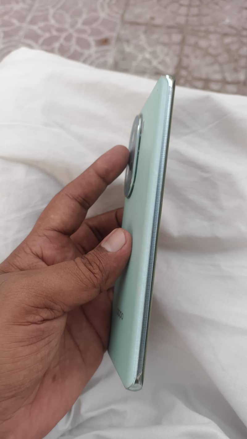 OPPO Reno 3