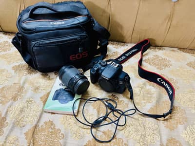 Canon EOS 700D DSLR