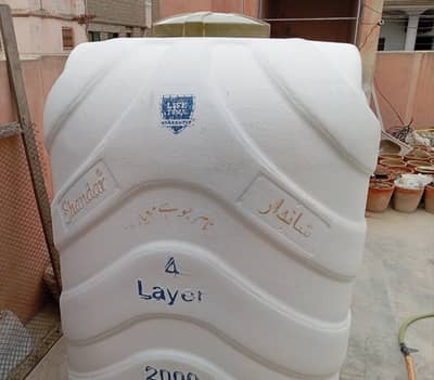 2000 liters Water tank, slightly used