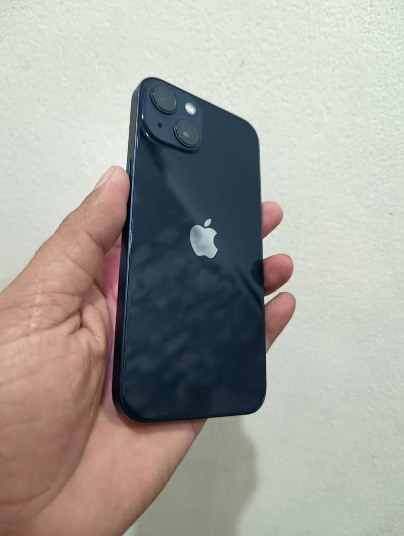 Apple iPhone 13 3