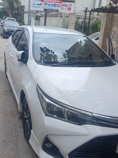 Toyota Corolla Altis 2015