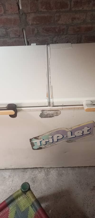 waves deep freezer