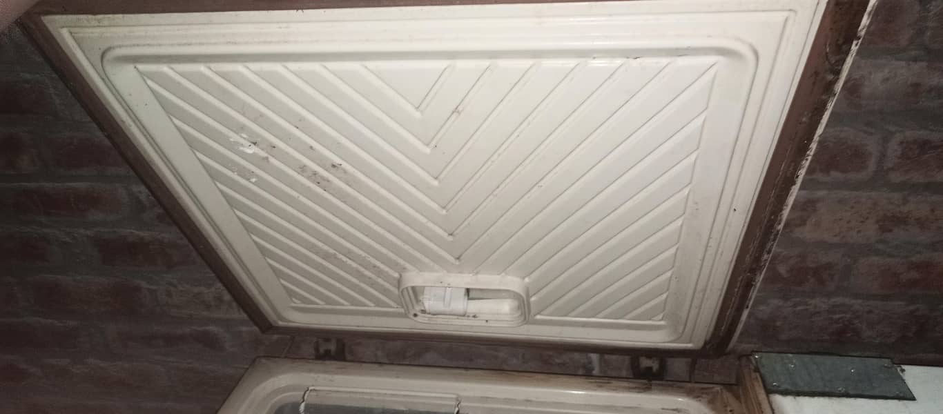 waves deep freezer 2