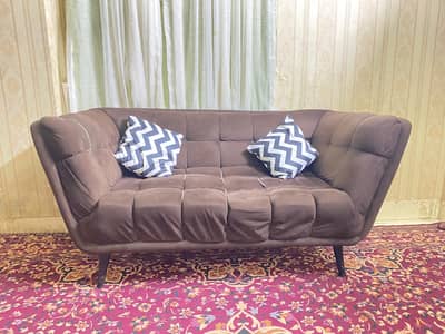 Brown 2-Seater Sofa with Cushions