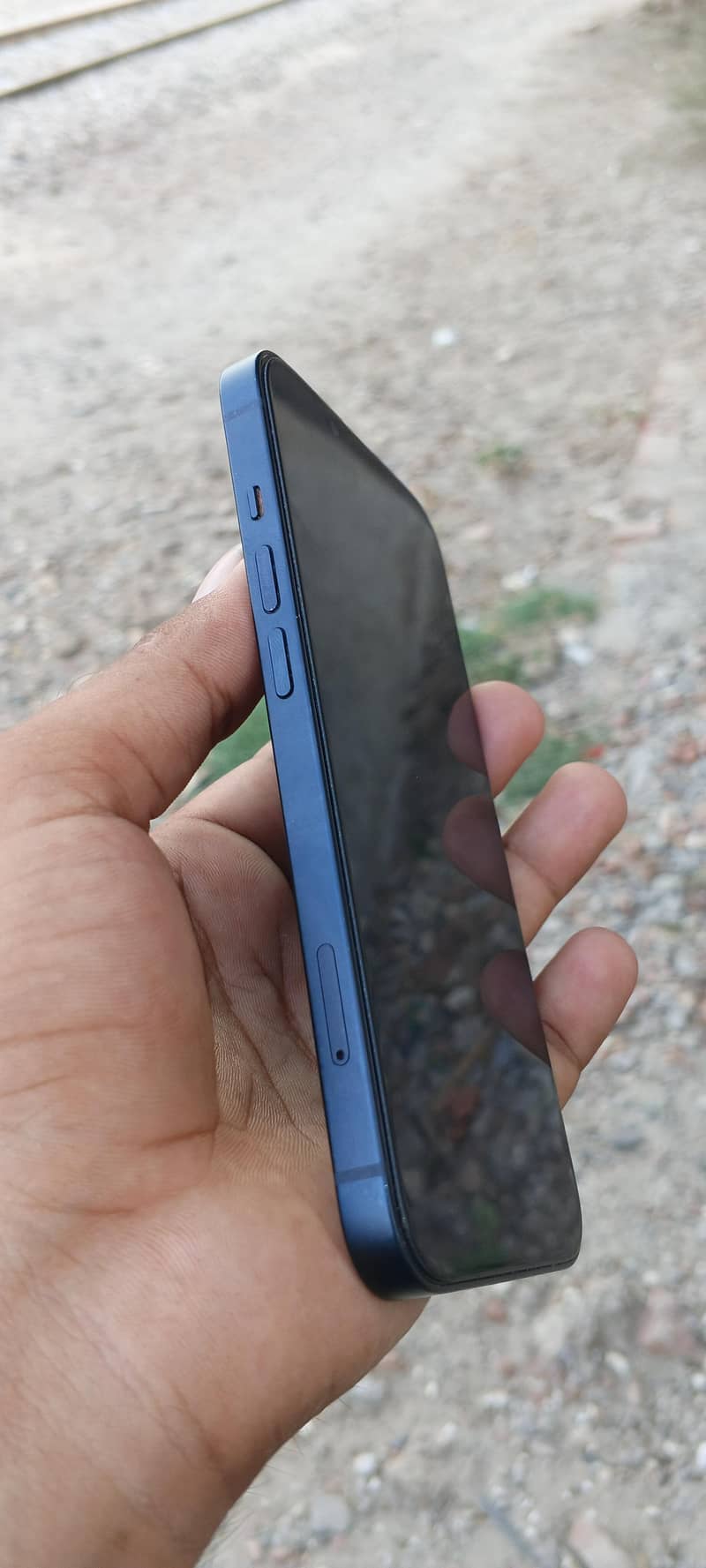Apple iPhone 13 3
