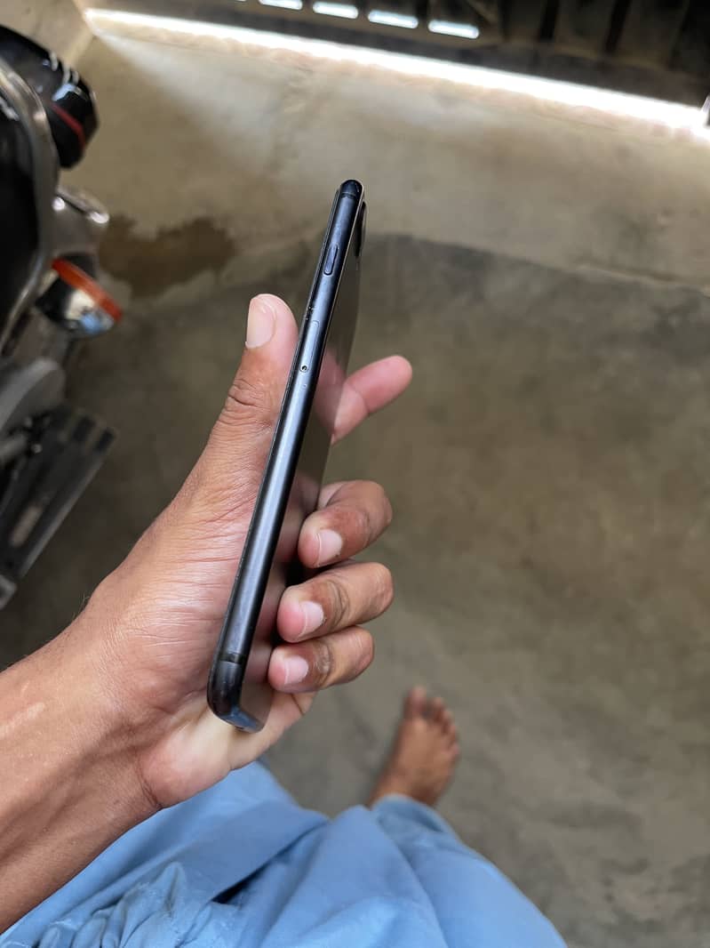 Apple iPhone 7 Plus 8