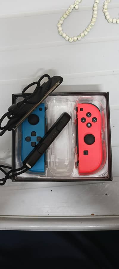 Joy-con pad controller