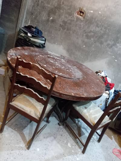 dinning table with 5 chairs