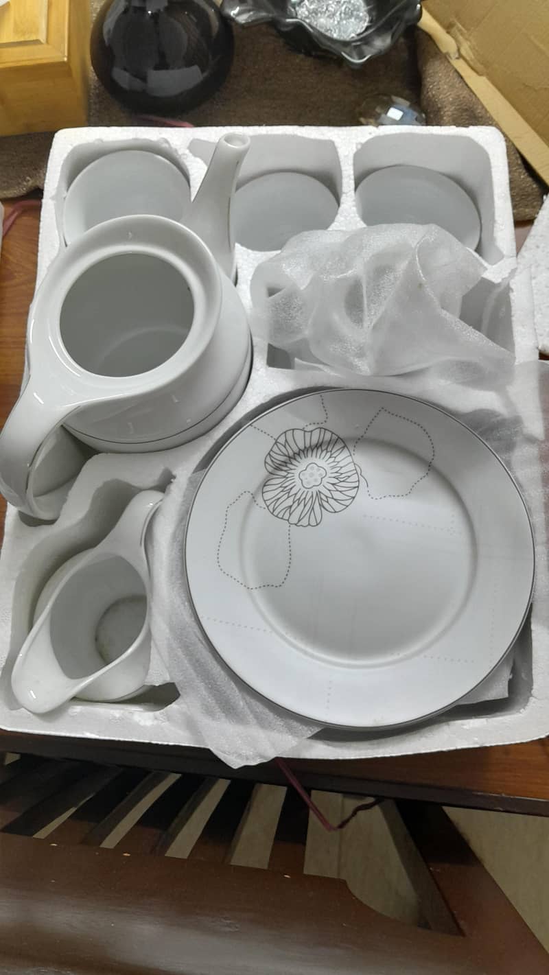 tea set 23 ITEMS 1