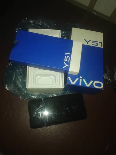 vivo Y51