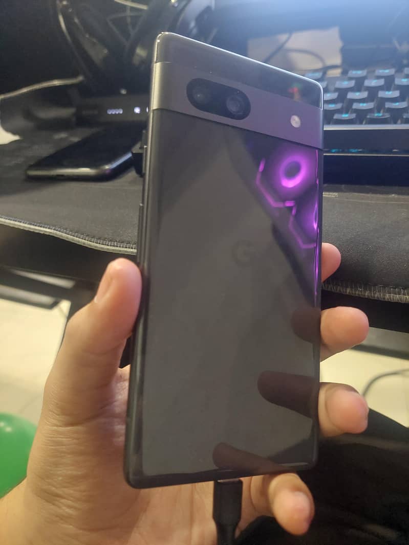 Google Pixel 7a 2