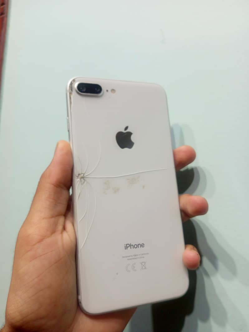 Apple iPhone 8 Plus 0