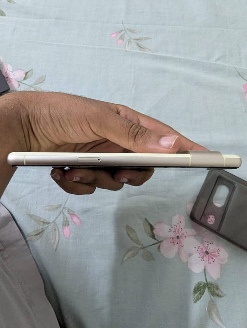 Google Pixel 7 2