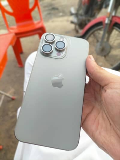 Apple iPhone 15 Pro Max factory unlock
