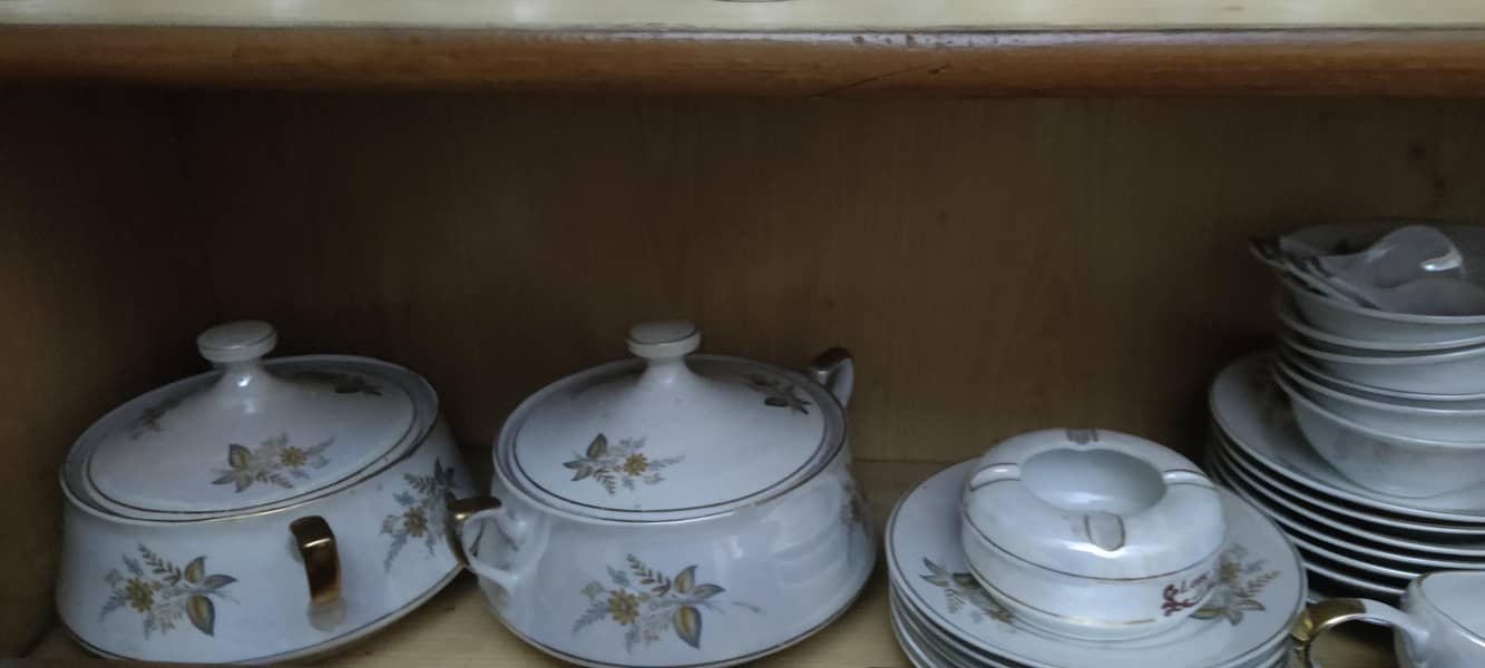 dinner set 1