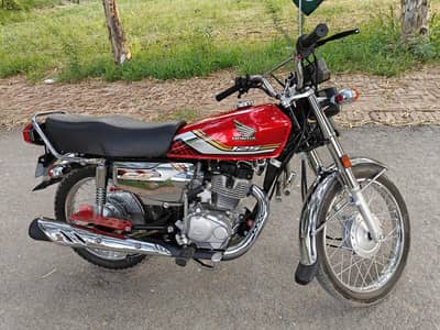 Honda 125 Silver Special Edition