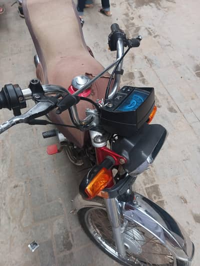 Honda CD 70 25
