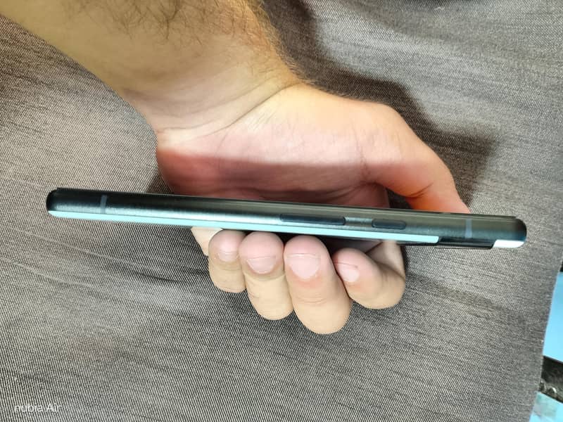 Google Pixel 6a 1