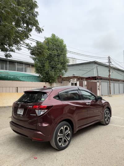 Honda Vezel 2015 Z Sensing Extra Ordinary Condition