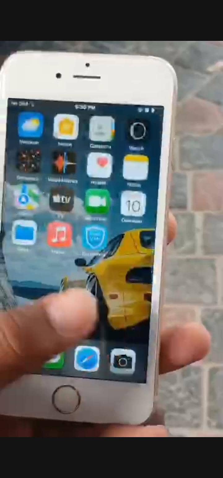 Apple iPhone 6 Plus 5