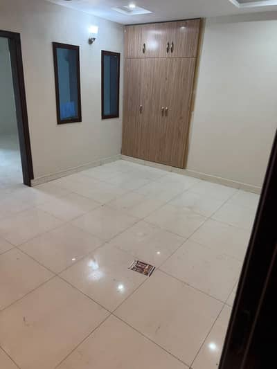 two bed apparment for rent