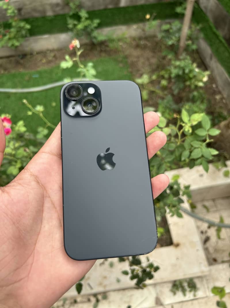 Apple iPhone 15 7