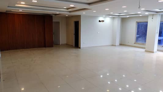 Beautiful corner space available for rent in Bahria Town Islamabad/ Rawalpindi