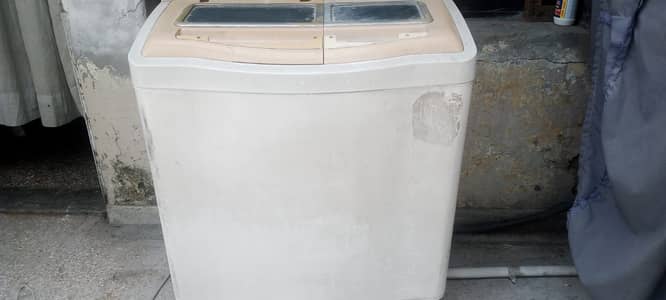 KENWOOD WASHING MACHINE
