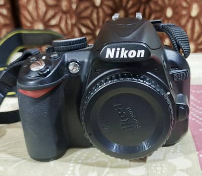 Selling D3100