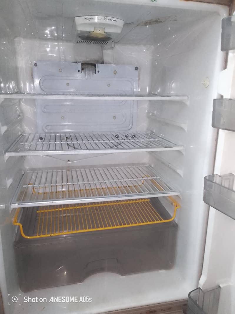 Dawlance fridge 6