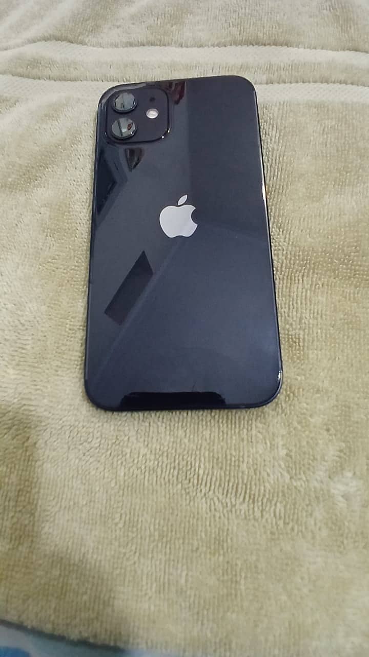 Apple iPhone 12 8