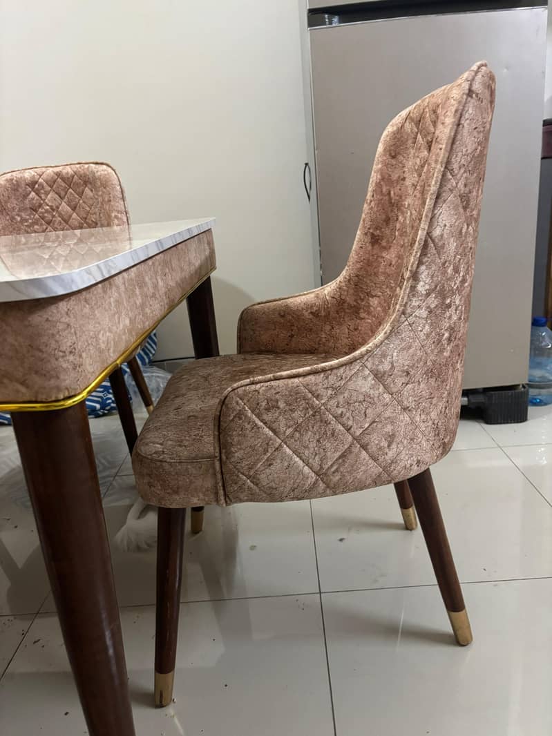 Dinning Table 2