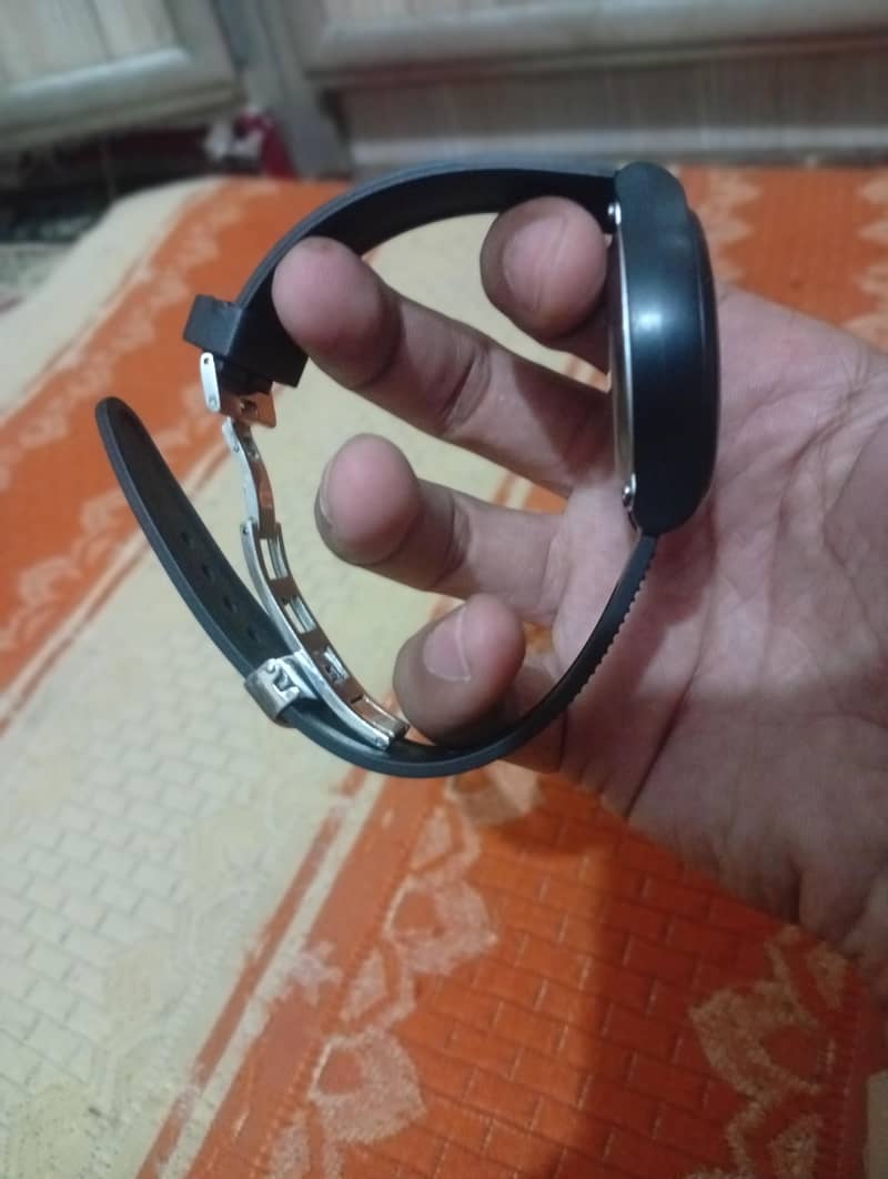 dash digital watch 1