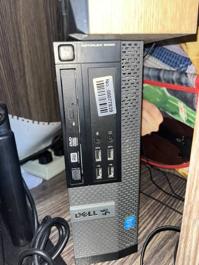 Dell ki led and desktop hai mene just liye hai use b nahi kiya abhi